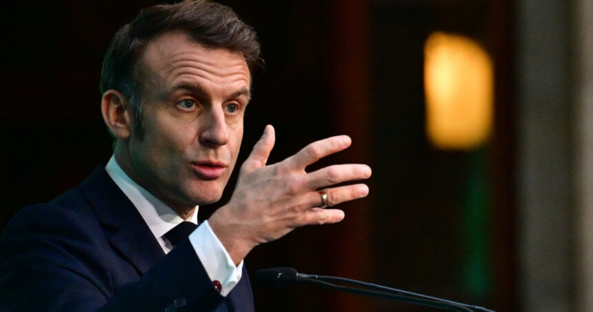 „Emmanuel Macron reacționează la oferta de negocieri directe din partea lui Putin: „Un început promițător, dar nu suficient”” 1 emmanuel macron dupa propunerea la negocieri directe a lui putin o prima miscare dar insuficienta 68206ff8eb11e
