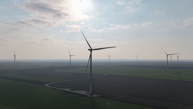 Puterea vântului generează 40% din electricitatea consumată în România! 1 energia eoliana acopera 40 din consumul de electricitate al romaniei 682b16d1004b5