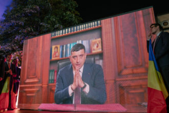 exclusiv simion dezvaluie de ce a fost la viena dupa primul tur al alegerilor face parte din strategia de campanie 681a64e19cbfb