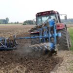 Fermierii sub lupa Fiscului: Informații proaspete pentru ANAF despre cei care dețin atestate de producător 3 fermierii luati la ochi de fisc noi date care vor fi furnizate anaf privind beneficiarii atestatelor de producator 682ff326e1928