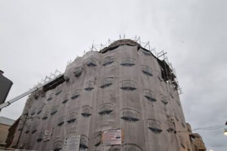 firma unui traseist politic din baia mare a castigat contractul de cinci milioane de lei pentru finalizarea lucrarilor de la incubatorul de afaceri din constanta 681b6906f1002