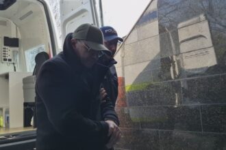 fostul manager al spitalului din cernavoda acuzat de luare de mita pus in libertate de tribunal si mentinut dupa gratii de instanta superioara 6833b31d77abe