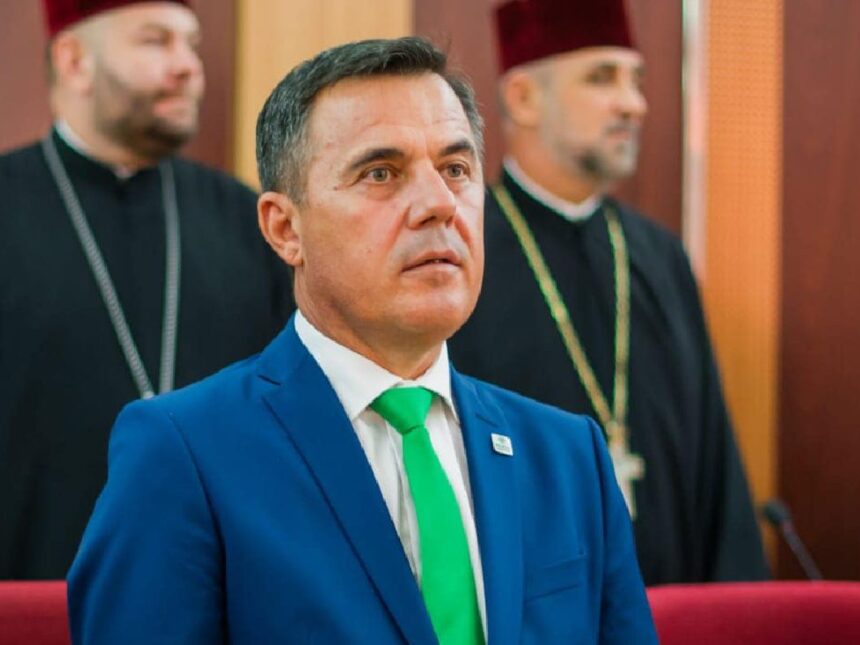 Ion Ștefan, fost ministru, transportat de urgență la București după un accident vascular cerebral 1 fostul ministru ion stefan transferat cu elicopterul la bucuresti in urma unui accident vascular cerebral 6839636a48ce0