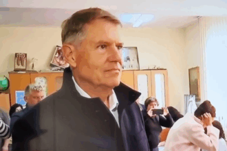 fostul presedinte iohannis nu votam doar pentru o persoana sau un partid ci pentru directia pe care o va lua romania in anii in care urmeaza 6829a1ec2296d