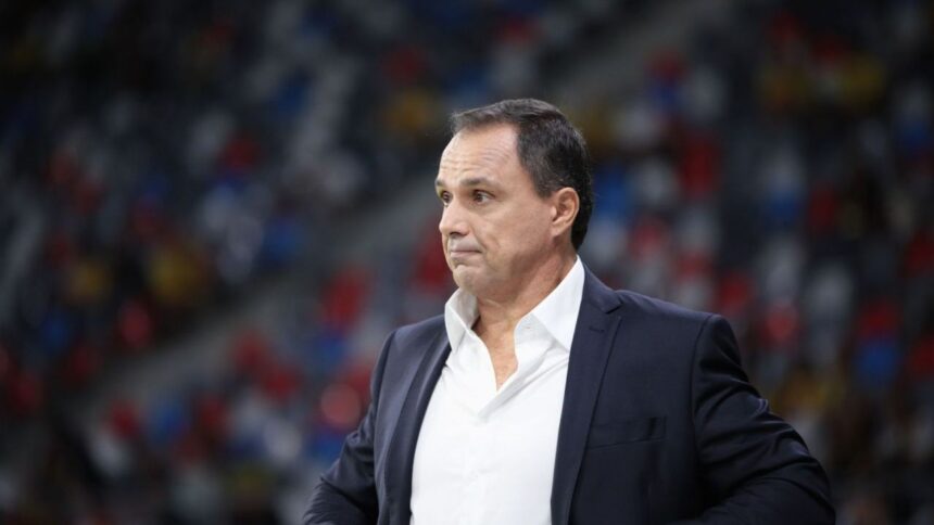 FCSB: Expertul îi recomandă fotbalistului să își caute un nou drum: „Anii ăștia contează pentru viitorul său!” 1 fotbalistul de la fcsb sfatuit sa plece nu are de ce sa stea sunt ani importanti pentru el 6836253200459