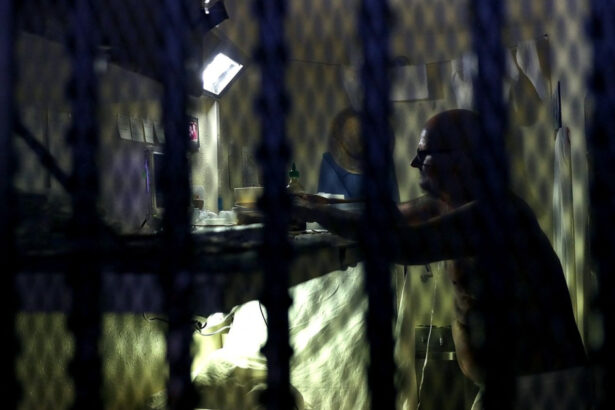 foto alerta in sua 11 detinuti au evadat dintr o inchisoare din new orleans unul dintre fugari a fost prins 6827ad325ef6a