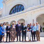 „Vizita Ambasadorului Marii Britanii la reinaugurarea Cazinoului: Descoperiri și aventuri pe tărâm românesc” 2 foto ambasadorul marii britanii prezent la redeschiderea cazinoului la invitatia omd mamaia constanta ce alte obiective a vizitat diplomatul englez 682dde14dfb47