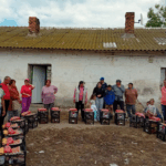 foto in ziua inaltarii domnului asociatia suflete deschise a oferit daruri persoanelor aflate in nevoie si a lansat un indemn pentru toti crestinii 68387458cdb7b