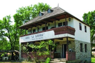 foto muzeul satului vrea sa inchirieze hanul la care a stat alexandru ioan cuza 682419235f951