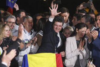 foto nicusor dan de la matematician cu doctorat la sorbona la activist civic sef de partid primar al capitalei si presedintele romaniei a fost la un pas de a intra in politica la finalul an 682a66ddf3e62