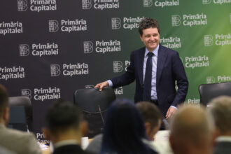 foto nicusor dan vreau sa ma implic in calitate de cetatean in dezbaterea pe planul urbanistic general al capitalei 68303d191b6bd