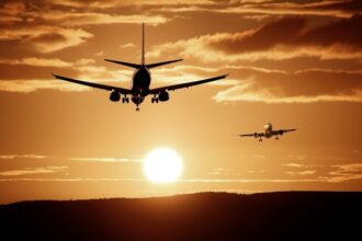 foto plan vehiculat companiile aeriene vor lansa locuri in picioare cu bilete aproape gratis reactia ryanair 6834431fb1c48