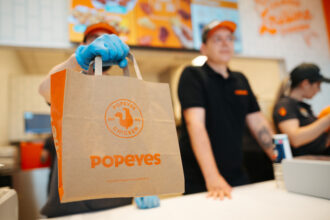 foto popeyes continua extinderea in romania si deschide un restaurant in sibiu 682d692ac1e1d