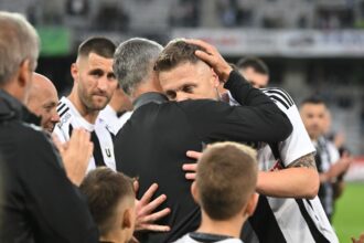 foto si video fotbalistul roman care a pus punct carierei sabau vreau sa l felicit 68321f3f2f8fe