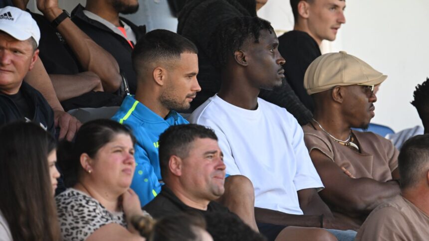Locația surprizătoare a lui Jordan Gele, la doar o zi după sărbătoarea titlului câștigat alături de FCSB 1 foto unde a fost surprins jordan gele la nici 24 de ore de cand a sarbatorit cu fcsb castigarea titlului 682a19f0c80de