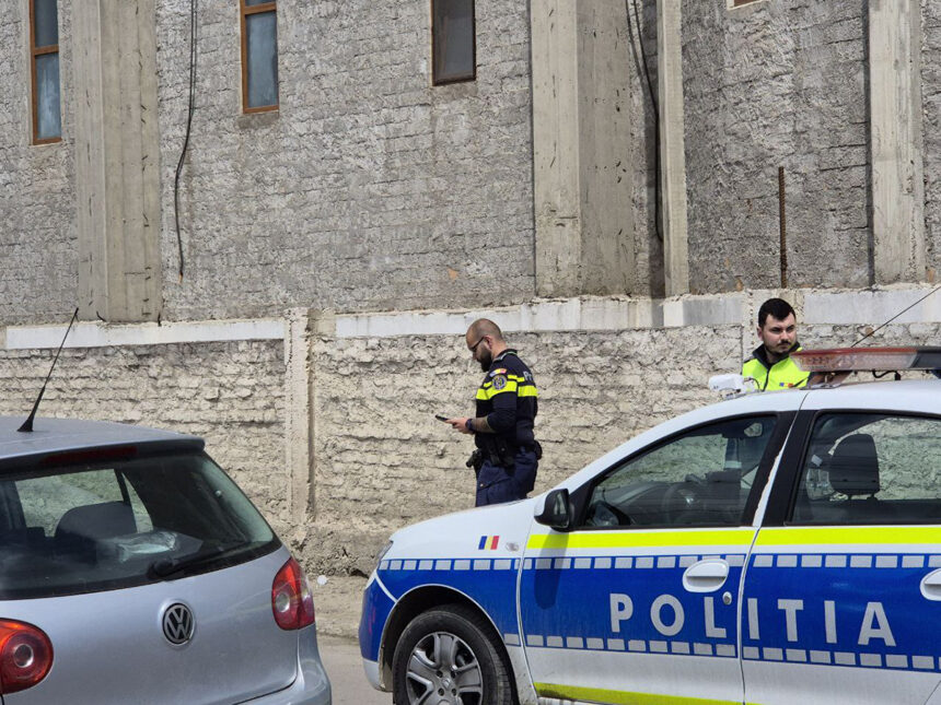 Incident alarmant la Constanța: O persoană a plonjat de pe acoperișul Bisericii Sfântul Nectarie din cartierul Medeea 1 foto video alerta la constanta o persoana a cazut de pe acoperisul bisericii sfantul nectarie din cartierul medeea 6821c485cd2f5
