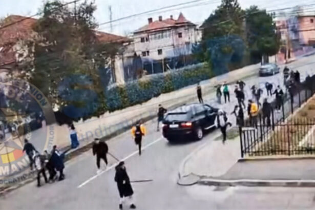 foto video descinderi cu mascatii la clanurile de interlopi din urziceni care s au batut in strada doi frati au murit 682ed3fe9a3bd