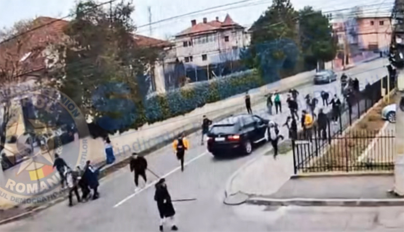 Raiduri spectaculoase ale forțelor speciale împotriva interlopilor din Urziceni: confruntări violente și tragedie în urma unui conflict fratricid. 1 foto video descinderi cu mascatii la clanurile de interlopi din urziceni care s au batut in strada doi frati au murit 682ed3fe9a3bd