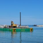Continuă lucrările de refacere a plajelor: Van Oord ia măsuri în apropierea Hotelului Paradiso din Mangalia 2 foto video lucrarile de innisipare a plajelor continua van oord intervine in zona hotelului paradiso din mangalia 681a3752cdec8