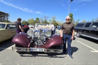 foto video retro parada primaverii zeci de masini de epoca pot fi admirate la mamaia 68160df872ec5
