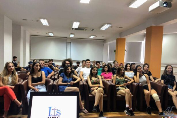 front comun al universitatilor constantene il vor presedinte pe nicusor dan 68271ed3361fa