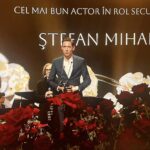„Ceremonia Premiilor UNITER: Ștefan Mihai de la Teatrul de Stat Constanța, distins cu titlul de „Cel mai bun actor în rol secundar” pentru interpretația sa în „A douăsprezecea noapte”” 2 gala premiilor uniter stefan mihai de la teatrul de stat constanta a primit premiul cel mai bun actor in rol secundar pentru rolul feste din spectacolul a douasprezecea n 683501ab18096