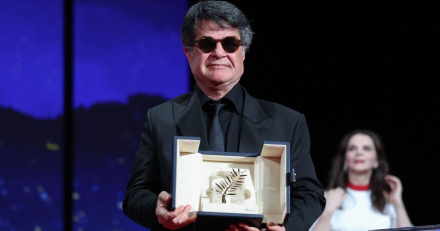 Cannes 2025: Trofeul Palme d'Or adjudecat de pelicula „Un simplu accident”. Toate premiile pe scurt! 1 galerie foto cannes 2025 trofeul palme dor castigat de filmul un simplu accident lista completa a premiilor 6835db949ddc8