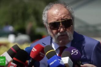galerie foto domnule tiriac le ati condus pe toate replica memorabila a miliardarului despre sutele de masini de colectie pe care le detine 6829c21e180f4