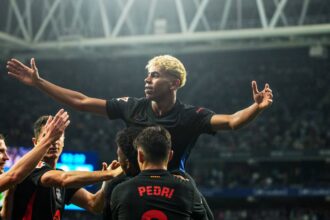 galerie foto sa curga sampania fc barcelona a castigat titlul in spania cel mai greu trofeu 6826c72327b23