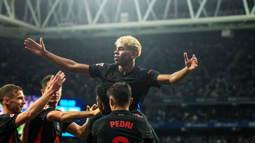 „Sărbătoare pe Camp Nou! FC Barcelona își adaugă în vitrină titlul de campioană a Spaniei: 'Cea mai provocatoare realizare'” 1 galerie foto sa curga sampania fc barcelona a castigat titlul in spania cel mai greu trofeu 6826c72327b23