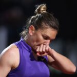 Simona Halep, învinsă de Carlos Alcaraz și exclusă dintr-un top 10 legendar al tenisului, după ce tânărul jucător a ajuns în semifinalele de la Roma. 2 galerie foto simona halep invitata afara dintr un top 10 istoric al tenisului carlos alcaraz a depasit o prin calificarea in semifinalele de 6824b7d915004