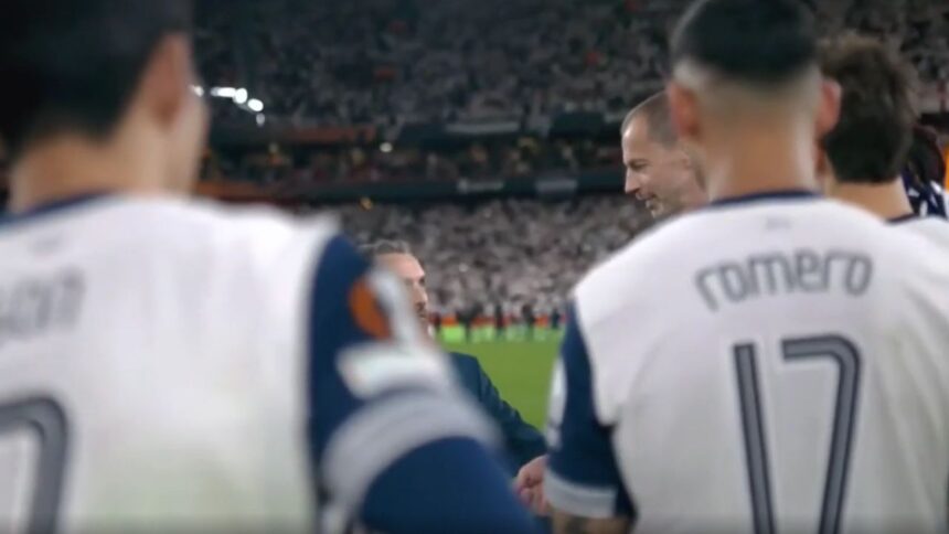 Trei staruri de la Tottenham, inclusiv Son, dezvăluie dezamăgirea: "Este o rușine totală!" 1 galerie foto trei jucatori de la tottenham au ramas fara medalie inclusiv son absolut rusinos 682eb7ad04edd