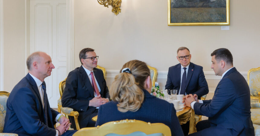 Întâlnire de marcă: George Simion dialoghează cu președintele Poloniei, Andrzej Duda 1 george simion s a intalnit cu presedintele poloniei andrzej duda 68249335c615e