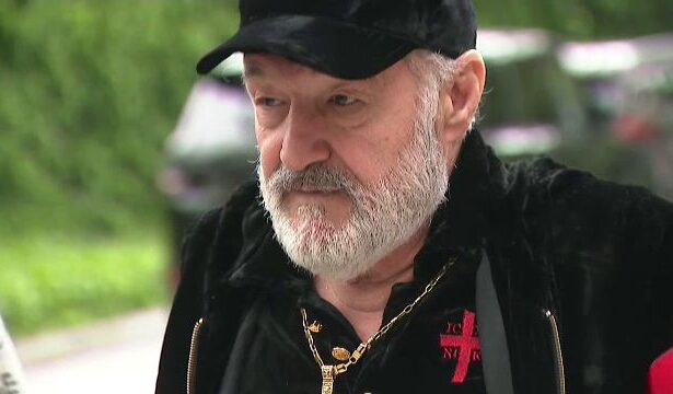 gigi becali ii schimba postul titularului de la fcsb nu prea mai are loc cand revine olaru 682afaf0f2486