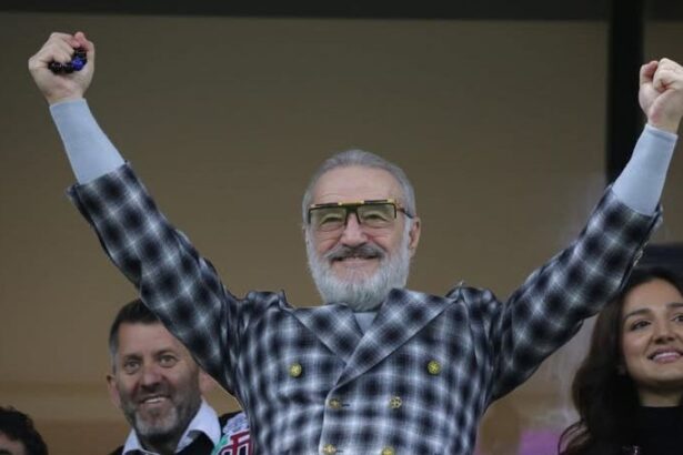 gigi becali rade de rivalii din campionat ce a putut sa zica dupa titlul castigat de fcsb 682ae5eb80364