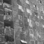 APARTAMENTE NOU-NOUȚE: Prețurile au scăzut cu zeci de mii de euro față de cele vechi! 3 grafice apartamentele noi au ajuns sa fie cu zeci de mii de euro mai ieftine decat cele vechi 6834667666dde