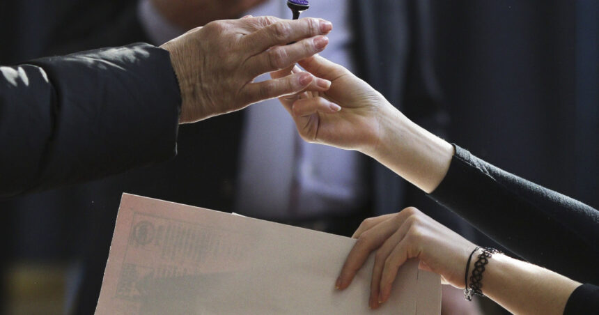 Chișinău răspunde acuzațiilor AUR privind „frauda colosală” la alegeri: „Îndemnăm pe toți să participe la vot. Fără teama de a fi intimidați” 1 guvernul de la chisinau dupa acuzatiile aur de frauda imensa la alegeri incurajam pe toata lumea sa iasa la vot fara frica 68273220687f6