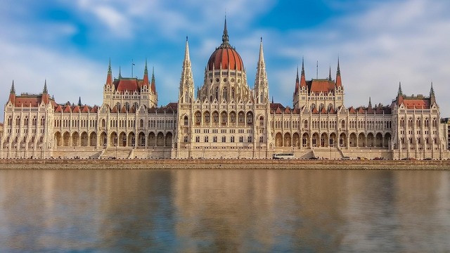 Propunerea guvernului maghiar: măsuri împotriva mass-media și ONG-urilor considerate o amenințare la adresa suveranității naționale 1 guvernul ungar propune o lege impotriva institutiilor media si ong urilor care ameninta suveranitatea nationala 68247f3d79bf6