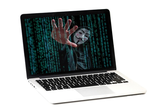 Hackerii creează rapid site-uri de phishing convingătoare cu ajutorul unor instrumente specializate 1 hackerii utlizeaza kituri specifice pentrru a crea instantaneu pagini de phishing cu aspect credibil 682ac603ede89