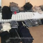 Poliția de frontieră din Mangalia a confiscat articole vestimentare falsificate în valoare de peste 70 de mii de lei 3 haine contrafacute in valoare de peste 70 de mii de lei confiscate de politistii de frontiera la mangalia 682dc839dc4d7