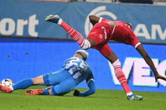 impresarul lui kennedy boateng arunca bomba ce a spus despre transferul fundasului central la fcsb 682491b801381