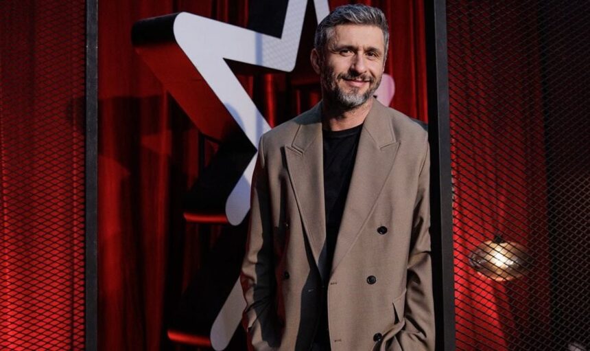 „Românii au talent” intră în era transmisiunilor directe: Dragoș Bucur împărtășește perspectivele sale despre această nouă etapă: „Ne aducem contribuția!” 1 incep editiile live romanii au talent cum vede dragos bucur trecerea de la inregistrari la direct venim cu partea noastra exclusiv 6815edd7bc32e