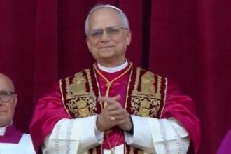 incepe pontificatul lui leon al xiv lea mii de credinciosi asteptati la slujba de duminica din piata sfantul petru jd vance volodimir zelenski si ursula von der leyen vor fi prezenti 6829716f72b5c