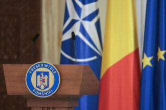 investire sau investire cum se scrie corect ziua in care presedintele romaniei depune juramantul in fata parlamentului 68343035ef527