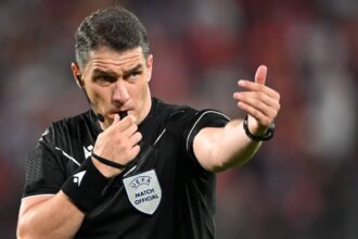 italienii au reactionat dupa ce istvan kovacs a fost delegat la finala psg inter e de o varsta cu acerbi 6821fc4245608
