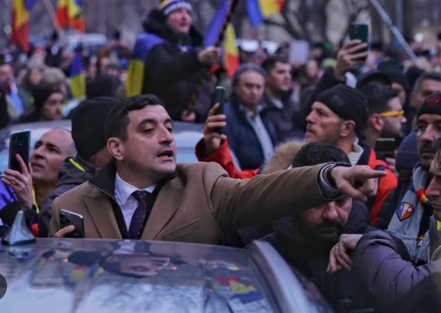 Forțele de ordine, în stare de alertă în ziua în care Nicușor Dan își preia mandatul, din cauza chemării la protest a lui Simion 1 jandarmeria si politia in alerta in ziua investirii lui nicusor dan din cauza protestului la care a indemnat simion 68340e85cf319