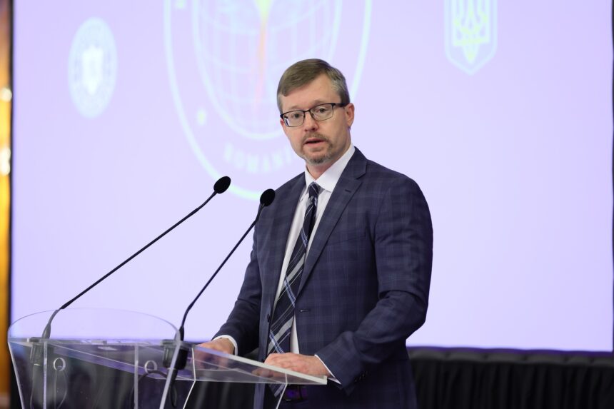 Kavalec își încheie cariera și se retrage, iar ambasada va fi condusă temporar de un „reprezentant de afaceri” american. 1 kavalec si a indeplinit misiunea si pleaca la pensie americanii ne lasa la ambasada un insarcinat de afaceri interimar 682c2cb5ec2c2
