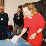 Lasconi a votat cu inima deschisă: „Să ne ajute Bunul Dumnezeu!” 2 lasconi a votat cu sufletul impacat doamne ajuta 6829c55fb1d56