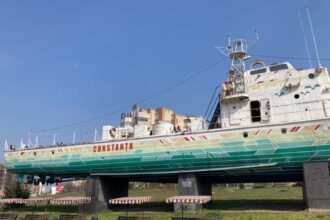 licitatia pentru casarea vaporaselor din constanta va fi reluata 6813e55bc0258