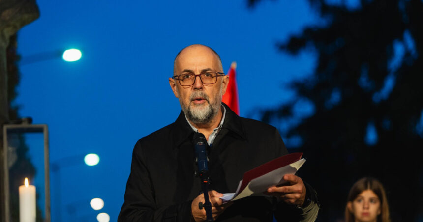 Kelemen Hunor, liderul UDMR, susține votul pentru Nicușor Dan: „Simion, un adversar al maghiarilor din toate punctele de vedere” 1 liderul udmr kelemen hunor indeamna la vot pentru nicusor dan simion este antimaghiar cu toata fiinta lui 6821f0331d6e7